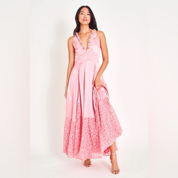 LoveShakeFancy Mirette Silk Gown SZ 6 in Powder Pink - Picture 3 of 16